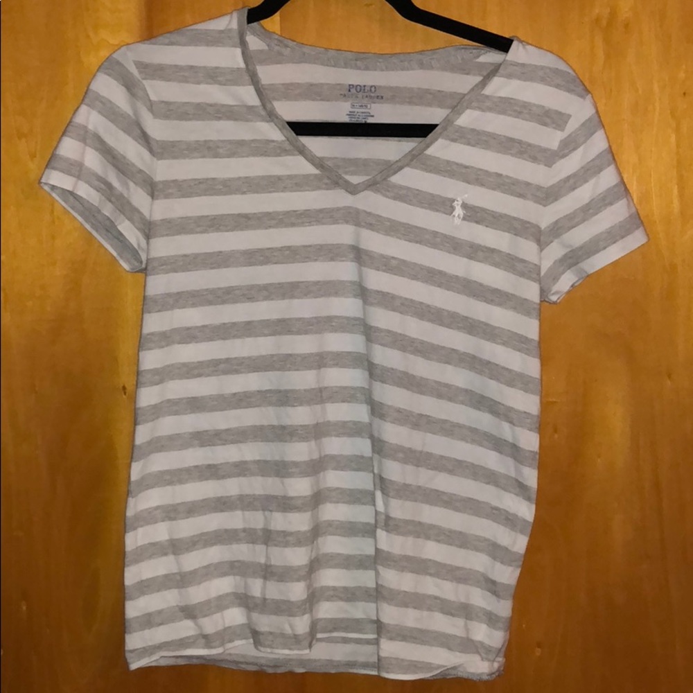 V neck t shirt
